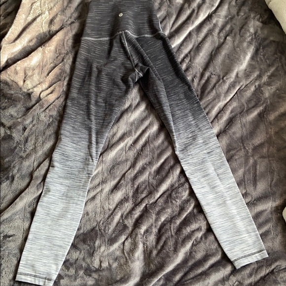 FINAL PRICE 💋Lulu lemon leggings - Picture 2 of 5